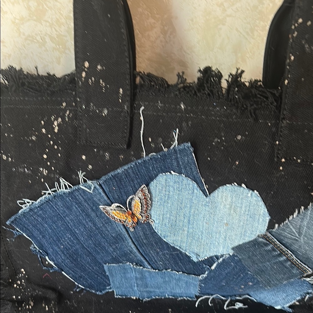 Darrah Ashley Stylish Denim Patchwork Tote Bag with pins - Picture 8 of 9